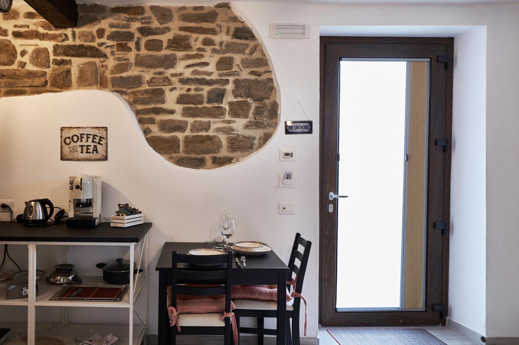 Eureka Room & Breakfast Pietrapertosa Bagian luar foto